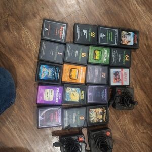 Atari Video‎ Game Cartridge Collection - Black